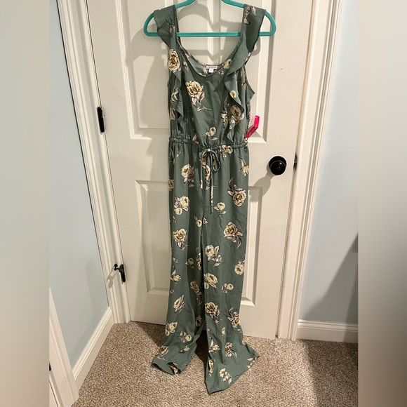 Xhilaration Green Floral Wide Legged Jumpsuit Size M - Picture 4 of 6